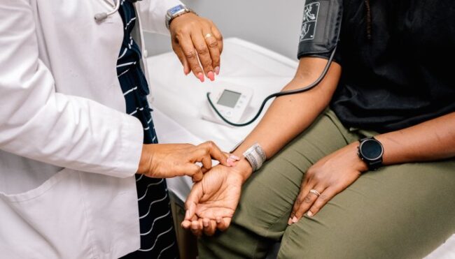 if-you-have-this-menopause-symptom-you-could-be-higher-risk-for-heart-disease if-you-have-this-menopause-symptom-you-could-be-higher-risk-for-heart-disease