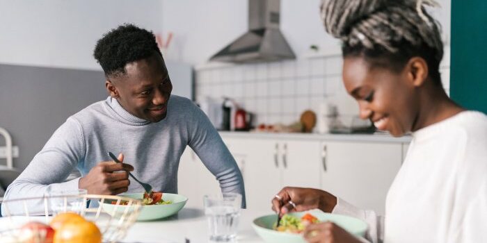 15-toxic-traits-to-watch-out-for-in-every-relationship,-according-to-experts