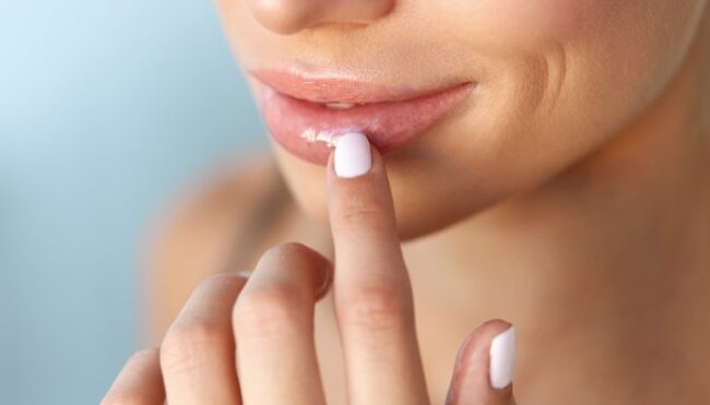 gasp-—-have-we-been-ignoring-this-treatment-for-deflating-lips? gasp-—-have-we-been-ignoring-this-treatment-for-deflating-lips?