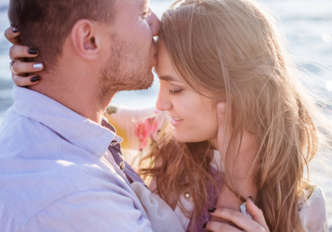 17-failproof-ways-to-make-your-boyfriend-obsessed-with-you