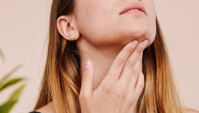 odd-bump-on-your-face?-derms-say-it-could-be-*this* odd-bump-on-your-face?-derms-say-it-could-be-*this*
