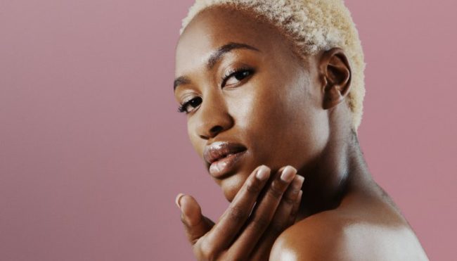 dull-skin?-you-might-want-to-stop-drying-your-face-with-a-towel dull-skin?-you-might-want-to-stop-drying-your-face-with-a-towel