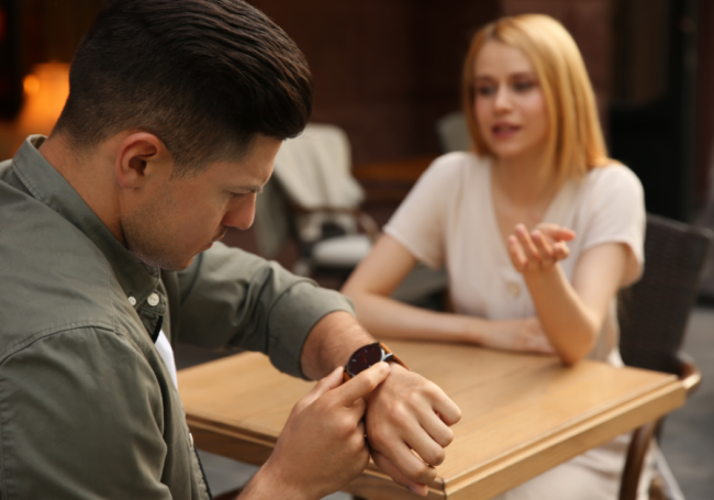 cut-the-chatter-with-these-21-practical-tips-to-stop-talking-so-much