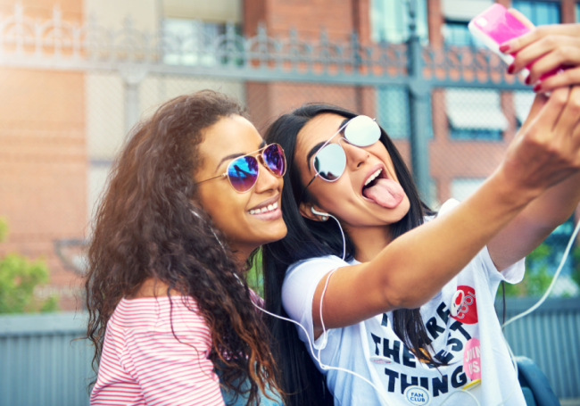 from-buddies-to-besties:-unpacking-11-types-of-friendships from-buddies-to-besties:-unpacking-11-types-of-friendships