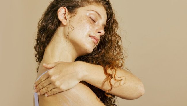 4-must-know-tips-for-dolphin-like-skin-from-head-to-toe 4-must-know-tips-for-dolphin-like-skin-from-head-to-toe