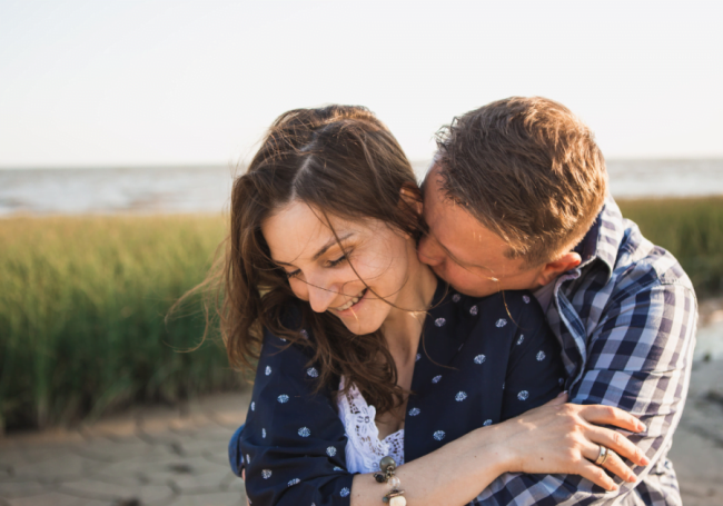 inside-the-aquarius-virgo-relationship-and-why-these-opposites-make-a-great-match