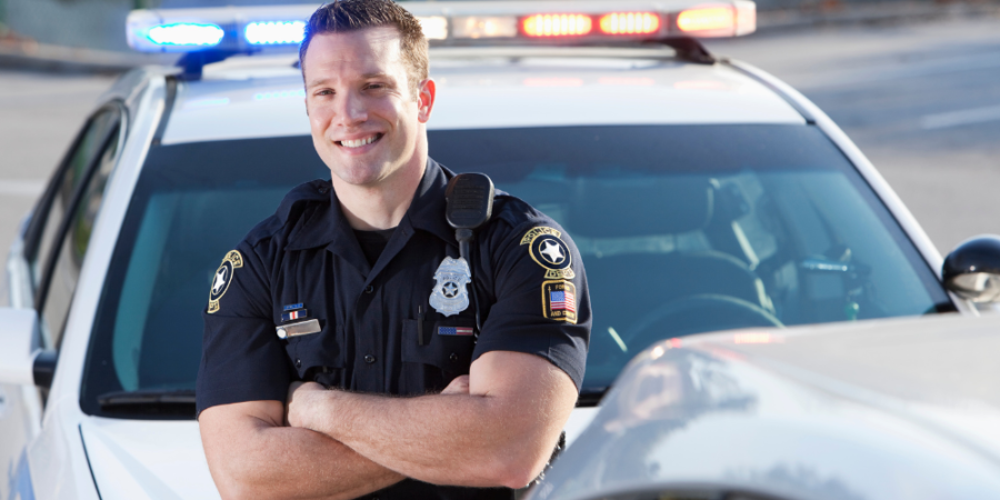 thinking-of-dating-a-cop?-9-things-to-consider-before-getting-involved