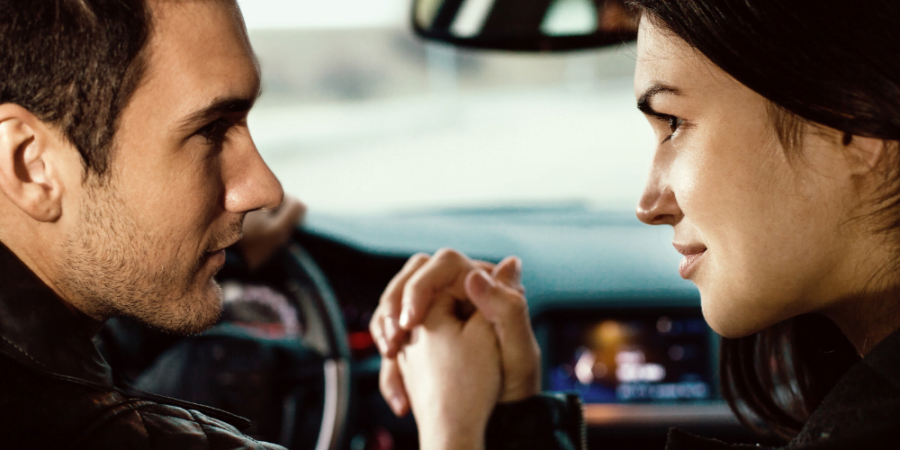 25-subtle-ways-you’re-telling-your-partner-“i-love-you”-without-saying-a-word
