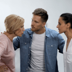 13 Red Flags Your Husband Puts His Family Before You (And What To Do) 13-red-flags-your-husband-puts-his-family-before-you-(and-what-to-do)