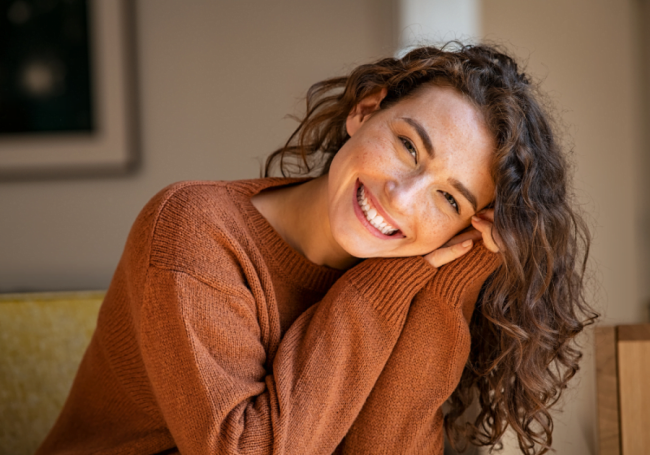 make-her-feel-special-with-these-21-poems-celebrating-women’s-beauty-and-grace