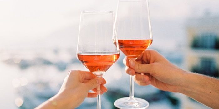 this-is-how-alcohol-affects-the-brain-(yes,-even-moderate-amounts) this-is-how-alcohol-affects-the-brain-(yes,-even-moderate-amounts)