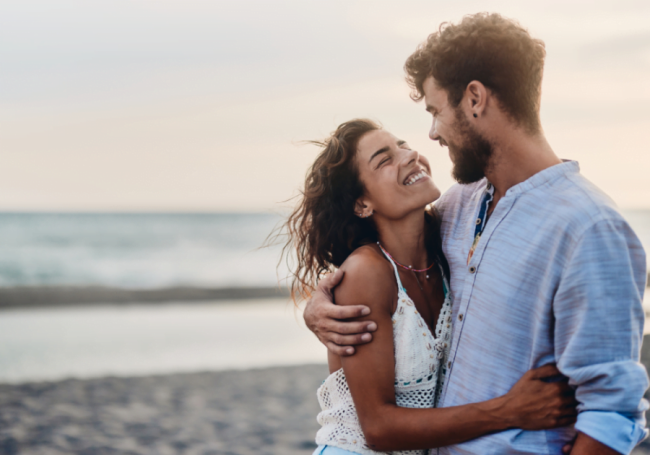 19-surprising-things-men-are-attracted-to-in-women-(but-won’t-admit)