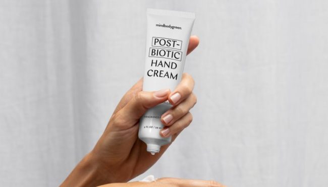 this-is-the-only-hand-cream-that-keeps-aging-skin-hydrated-say-reviewers