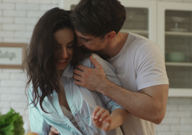 what-women-really-want:-uncover-the-21-traits-that-make-a-man-sexually-attractive