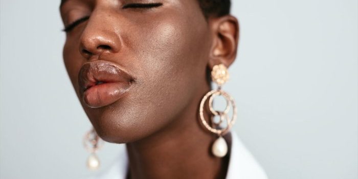 lips-lose-volume-&-literally-deflate-with-age-—-how-to-stop-it lips-lose-volume-&-literally-deflate-with-age-—-how-to-stop-it