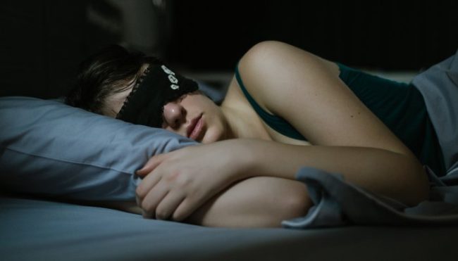 this-supplement-helps-me-fall-asleep-by-10-pm.-(after-20-years-of-struggling)*