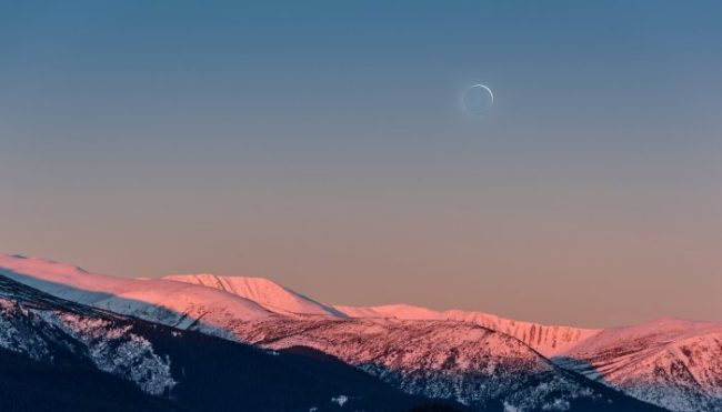 this-month’s-new-moon-is-going-to-be-an-intense-one—here’s-what-to-know