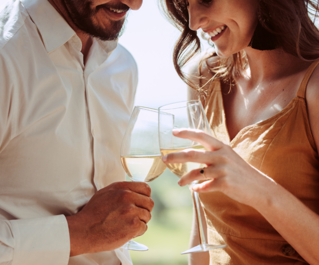 red-alert!-13-red-flags-when-dating-in-your-50s red-alert!-13-red-flags-when-dating-in-your-50s