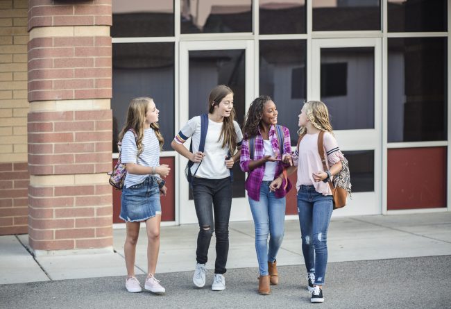 i’m-raising-girls-who-are-“includers”-instead-of-“mean-girls”
