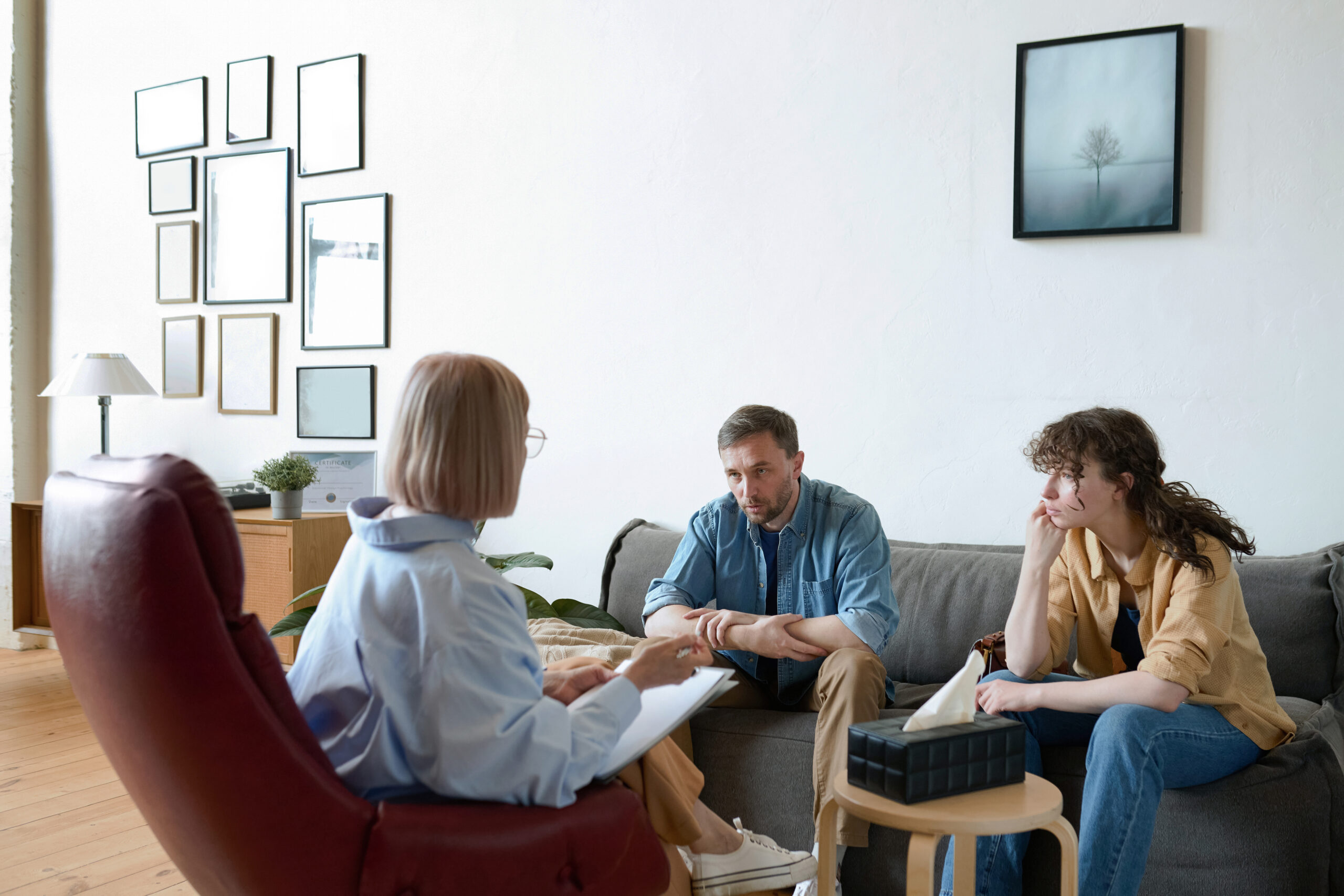 discernment-counseling-v.-couples-therapy